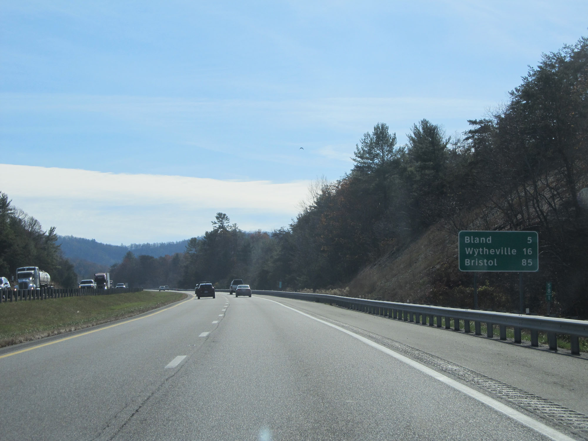 77 Miles From Mescrolllerocm - vwmmmru